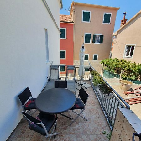 Beachfront House Sea La Vie Kastela Exterior photo